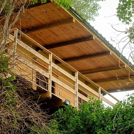 Farm stay Orangia Ecohosting Farm