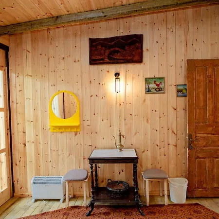 Farm stay Orangia Ecohosting Farm